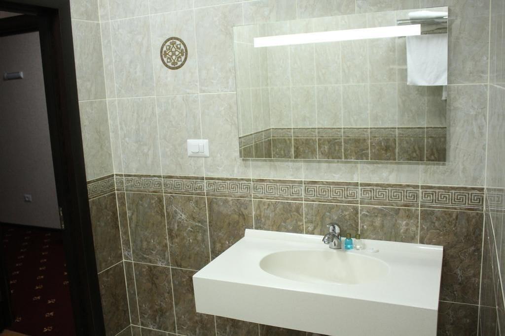 Continental Hotel Bakü Dış mekan fotoğraf