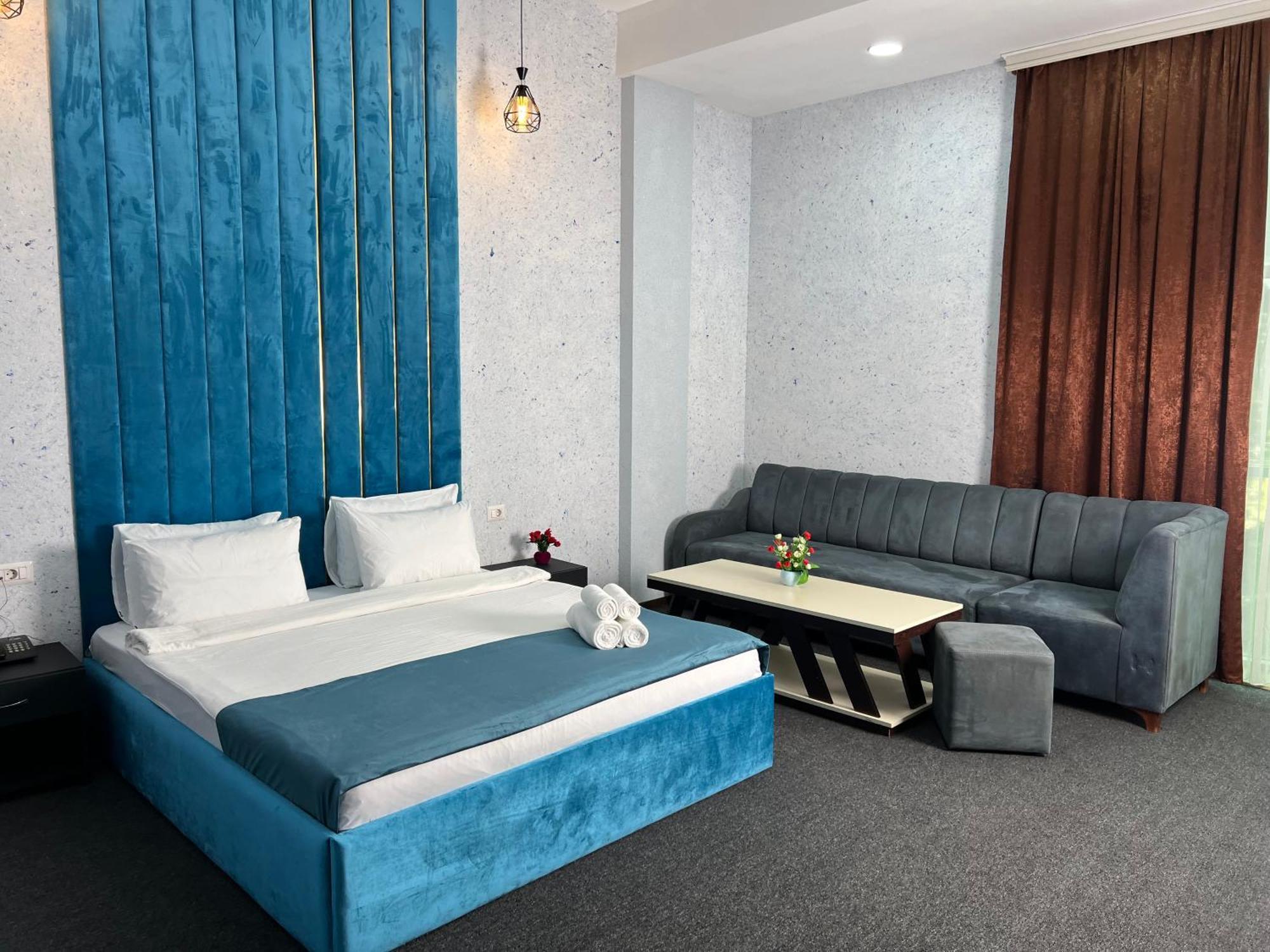 Continental Hotel Bakü Dış mekan fotoğraf